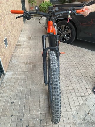 Bicicleta Eléctrica Cannondale Naranja