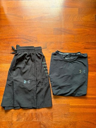 Completo Under Armour nero multicolor