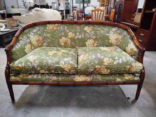 Conjunto Sofá y Sillones Florales BUEN ESTADO