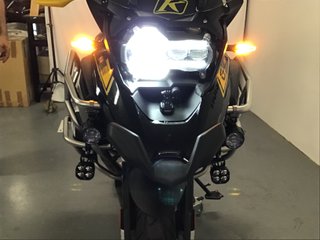 BMW R1250GS 40 Aniversario Negra/Dorada