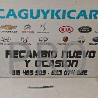 MOLDURA IZQUIERDA RADIADOR TOYOTA AURIS NUEVO