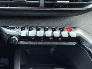 Peugeot 3008 ETIQUETA 0 EMISIONES 2021