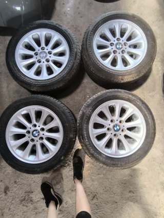 Llantas originales BMW 16 5x120con neumáticos