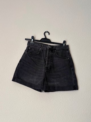 Pantalón vaquero negro tiro alto T36 Stradivarius
