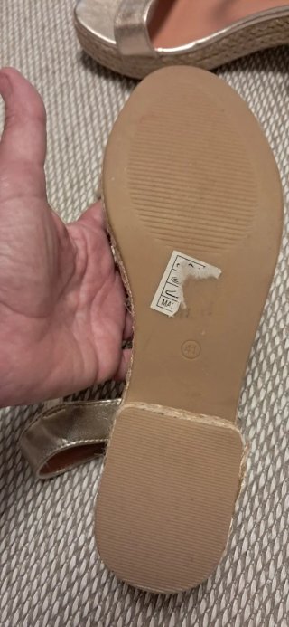 Sandalias doradas mujer
