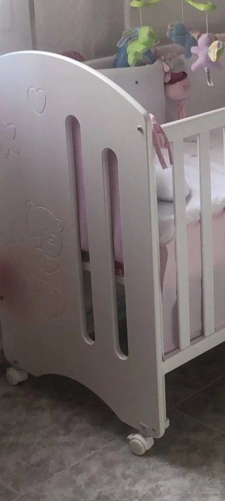 Muebles de bebé: cuna y cómodaLeer Producto