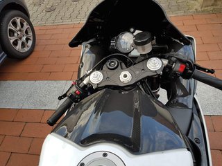 TAPA DE DEPOSITO EN CARBONO YAMAHA R1 2009-2014