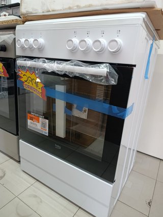 COCINA COMPLETA DE GAS/ELÉCTRICA BEKO