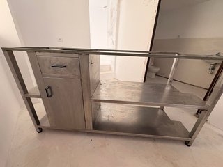 Mueble industrial para café