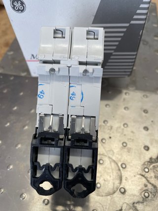 Interruptor Magnetotérmico General Electric 2P