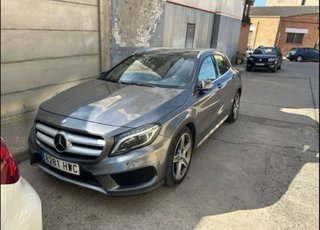 Mercedes-Benz GLA 220 4MATIC