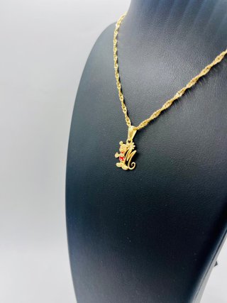 COLGANTE LETRA M MICKEY DE ORO 18K