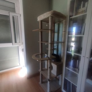 Árbol rascador para gatos