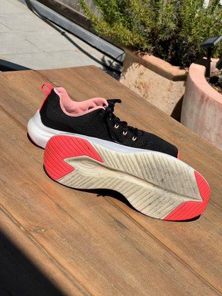 Zapatillas Skechers Ultraligeras Negras y Rosas