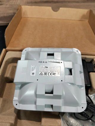 Antena CPE MikroTik SXTsq 5 16dBi 5GHz PoE