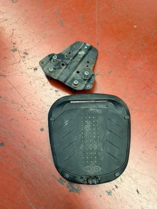 Soporte Baúl Gilera Runner SHAD