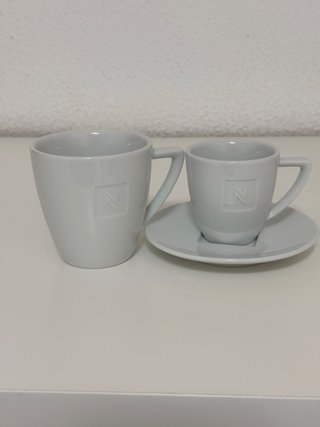 Juego 2 tazas Nespresso + 1 plato