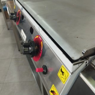 Plancha de gas profesional SALVAINOX