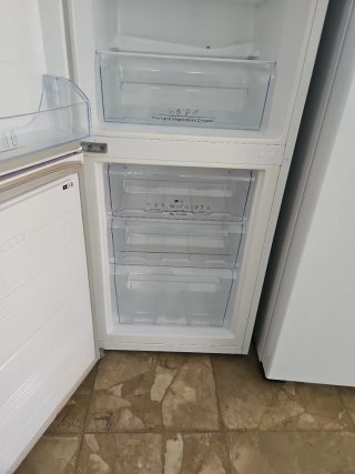 Nevera Hisense blanca 2 puertas
