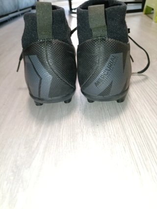 Botas Nike Fútbol Talla 38 Césped