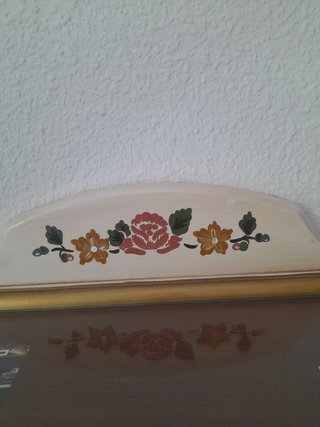 Mesita de noche de madera y mármol