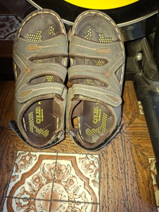 Sandalias