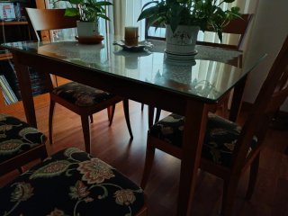 Mesa de comedor con 6 sillas