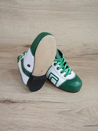 Botas hockey talla 31 verde
