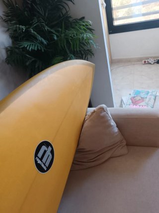 Tabla Surf middlelentg Surftech Dream Fish 7'6.