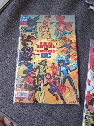 Comic Nueva Historia del Universo DC