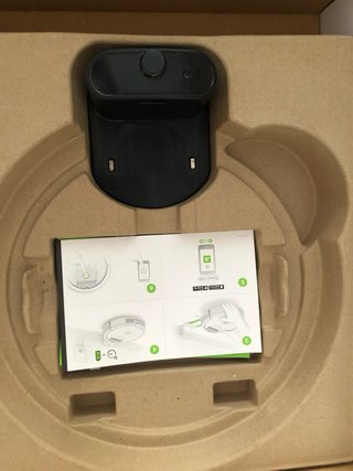iRobot Roomba 960 WiFi + Base + Recambios