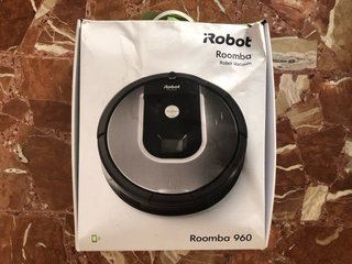 iRobot Roomba 960 WiFi + Base + Recambios