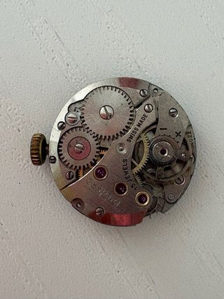 Reloj DUWARD de cuerda