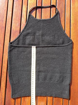 Top halter de punto negro