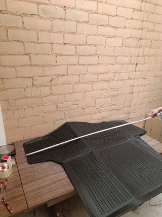 Alfombrilla de maletero negra