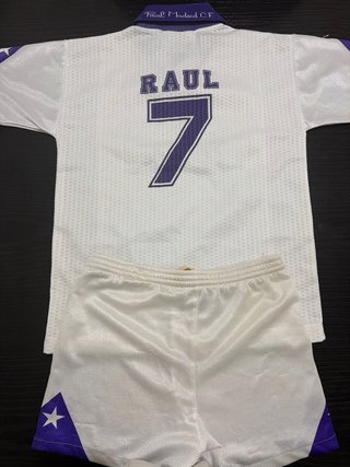 Conjunto Oficial Real Madrid Años 90