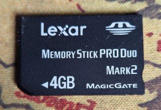 Lexar Memory Stick PRO Duo 4GB Mark2 para psp