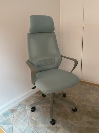 Silla de oficina ergonómica