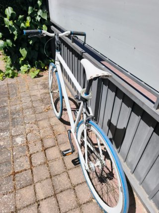 Bicicleta Fixie BH Blanca Ruedas Azules