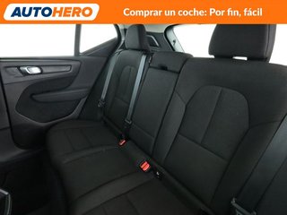 Volvo XC40 1.5 T2 Momentum Core 2WD