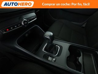 Volvo XC40 1.5 T2 Momentum Core 2WD