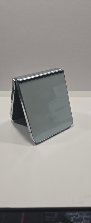 Samsung Galaxy Z Flip5 Light Green [8/256GB]