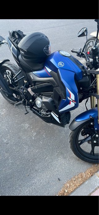 Keeway RKF 125 Azul ABS
