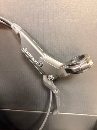 Freno delantero Hayes Dominion T2 delantero