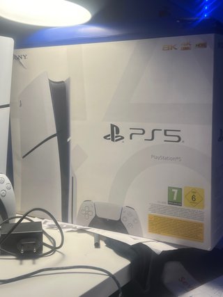 Consola PS5 Slim Blanca