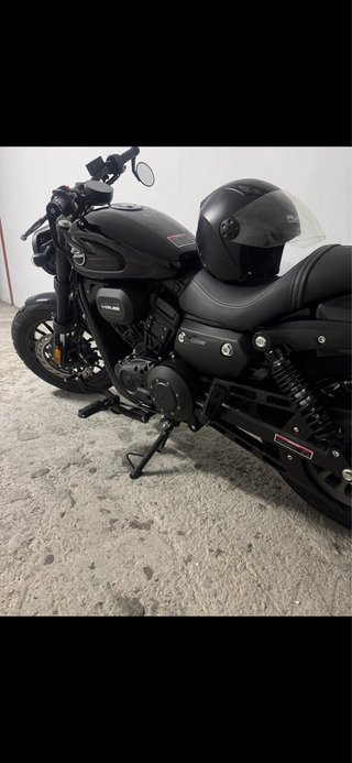 Keeway V-Cruise 125 ABS Negra - Casi Nueva