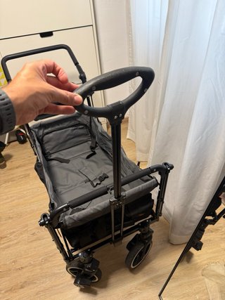 Carro plegable con techo