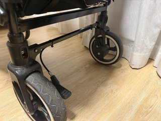 Carro plegable con techo