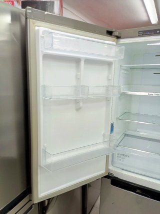 Nevera combi Samsung plateada 185/60cm A++ garanti