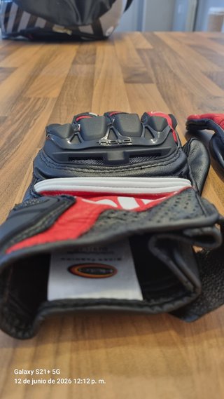 Guantes Ducati Sport C4 Moto